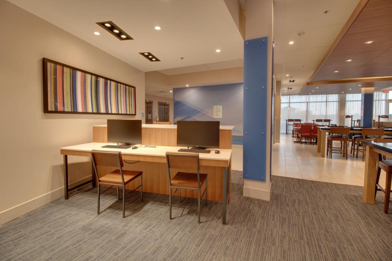 Holiday Inn Express & Suites - Union City By Ihg Buitenkant foto